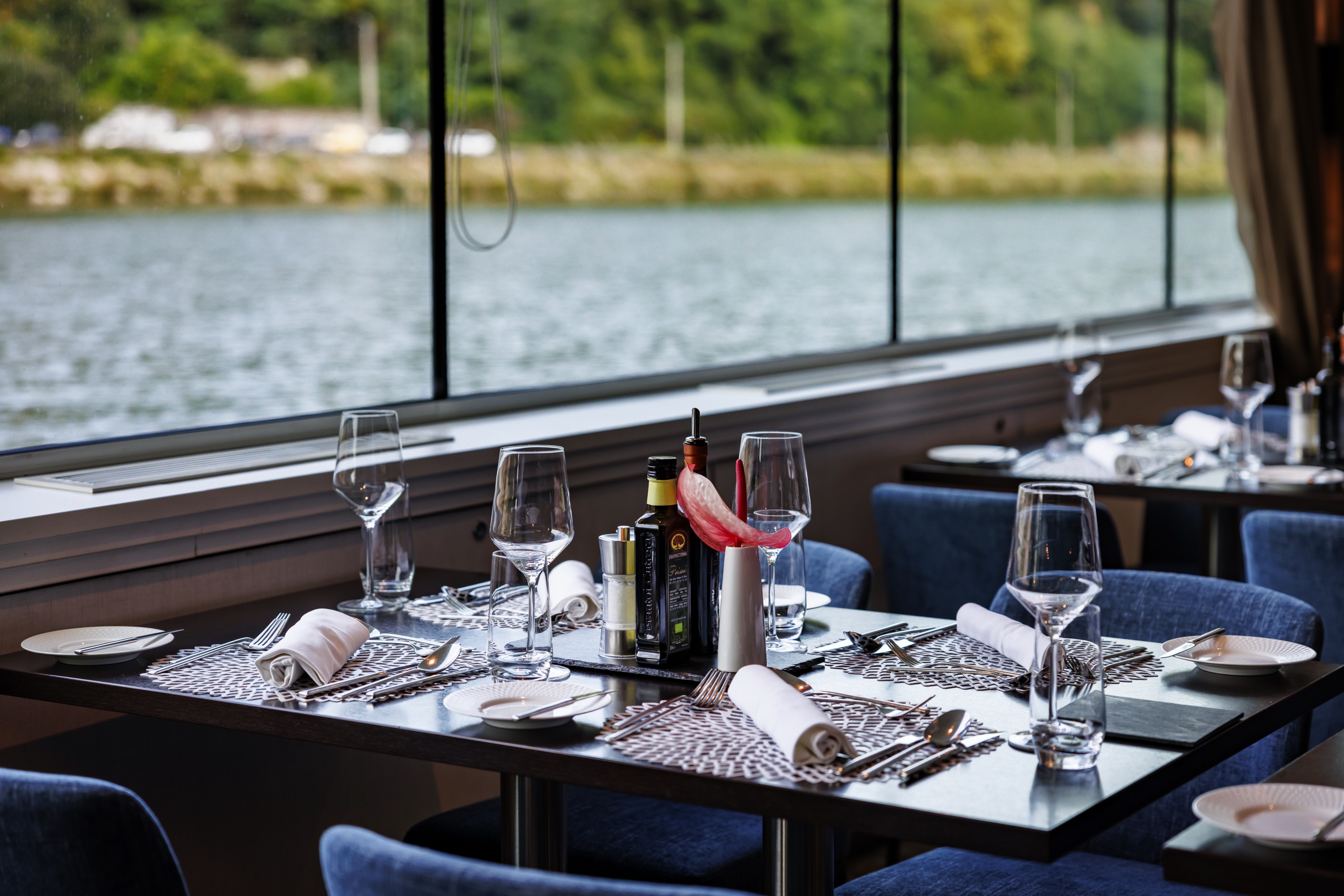 Avalon Poetry II - Panorama Dining Room